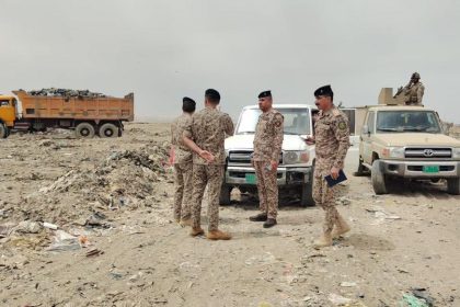 عمليات بغداد تلقي القبض على (25) مخالفاً أقدموا على حرق "نفايات الطمر الصحي"