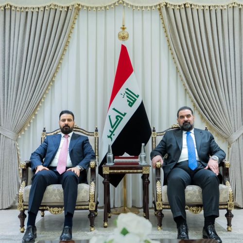 الزيدي والحلبوسي يؤكدان أهمية التعاون والتنسيق للمضي بإكمال استحقاق منح الثقة للحكومة