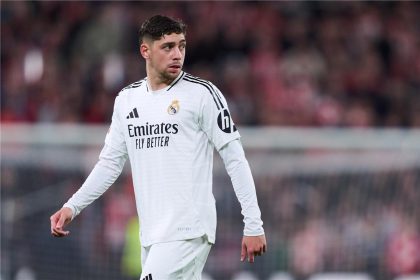 فالفيردي يكشف حقيقة شجار ريال مدريد: "لم يضربني تشواميني"
