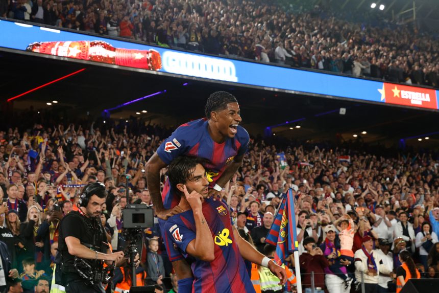 برشلونة يهزم ريال مدريد ويتوج رسميًا بلقب الليغا للمرة الـ29 في تاريخه