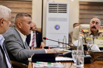 وزير الداخلية يوجه بمنع المظاهر المسلحة خلال تطبيق خطة تأمين زيارة الإمام الجواد (ع)