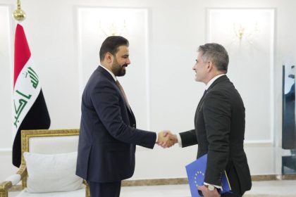 الزيدي وسفير الاتحاد الأوروبي يؤكدان أهمية تكثيف العمل المشترك لتحقيق الاستقرار والتنمية