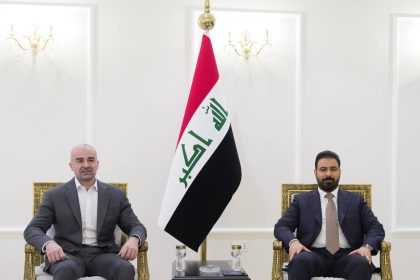 الزيدي وطالباني يؤكدان على ضرورة مواصلة الجهود لتشكيل حكومة جديدة جامعة