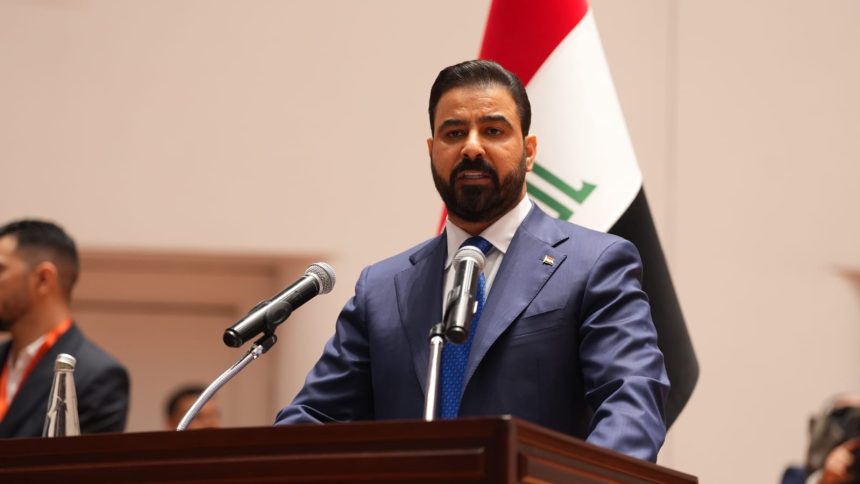 البرلمان يصوت على المنهاج الوزاري لرئيس الوزراء المكلّف علي الزيدي