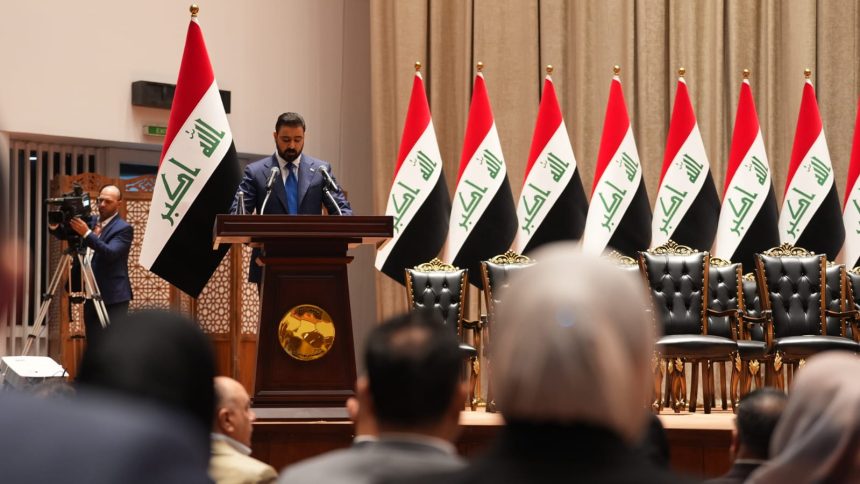 رئيس الوزراء المكلّف علي الزيدي يباشر بقراءة المنهاج الوزاري