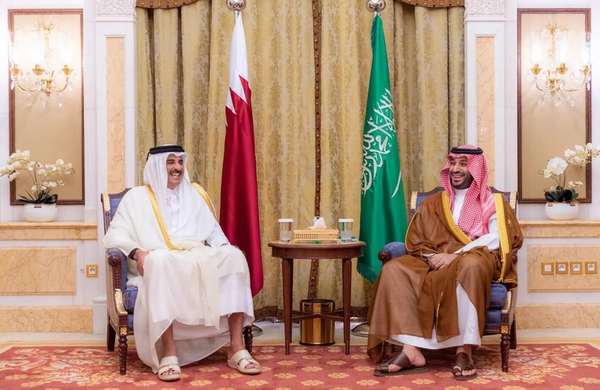 ولي العهد السعودي وأمير قطر يستعرضان هاتفياً مستجدات الأوضاع الإقليمية وجهود تعزيز الأمن والاستقرار