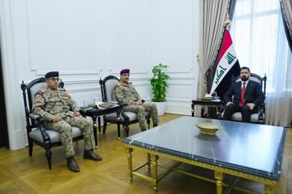 الزيدي يوجه بالاستمرار في تعزيز الاستقرار الأمني والتنسيق الكامل بين الأجهزة الأمنية