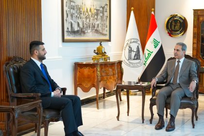 رئيس مجلس القضاء الأعلى يبحث مع وزير الكهرباء الدعاوى التي تخص الوزارة المعروضة على المحاكم