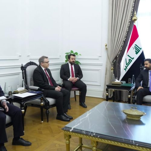الزيدي والسفير التركي يؤكدان على التعاون المتبادل في مختلف المجالات