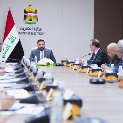 الزيدي يوجه وزارة الكهرباء بزيادة ساعات التجهيز وتقليل انقطاع التيار وتخفيف الأحمال