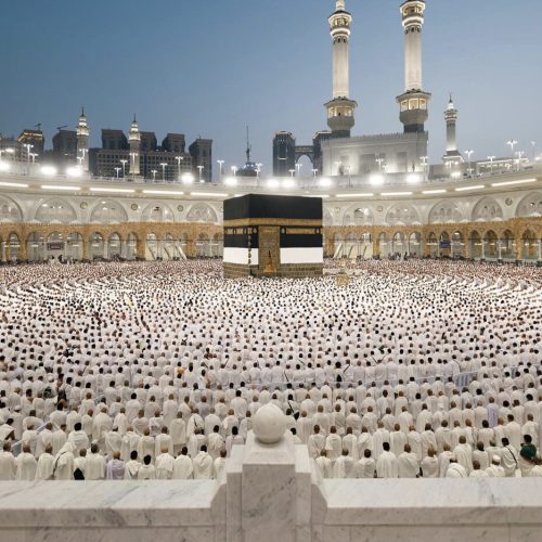 السعودية تعلن استقبال أكثر من 1.5 مليون حاج حتى الجمعة