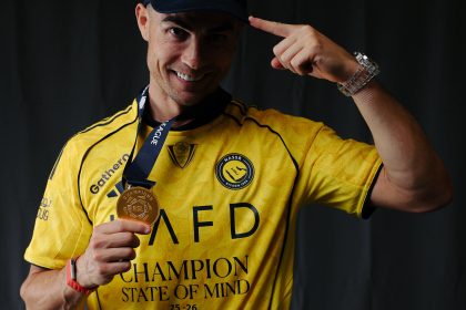 مفاجأة.. رونالدو خارج تشكيلة الموسم في الدوري السعودي