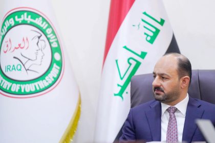 وزير الشباب والرياضة وكالة محمد نوري يبارك لـ"يونس محمود" فوزه برئاسة اتحاد الكرة
