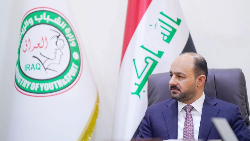 وزير الشباب والرياضة وكالة محمد نوري يبارك لـ"يونس محمود" فوزه برئاسة اتحاد الكرة