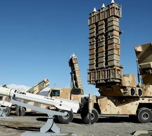 إعلام إيراني: وحدات الدفاع الجوي أسقطت مسيرة إسرائيلية في أجواء محافظة هرمزغان