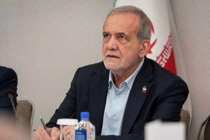 ‏الرئيس الإيراني يصدر قرارًا بإعادة خدمة الإنترنت في البلاد