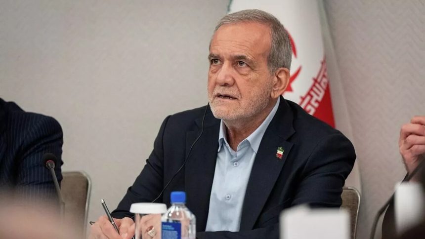 ‏الرئيس الإيراني يصدر قرارًا بإعادة خدمة الإنترنت في البلاد