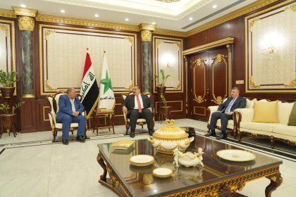 السامرائي يبحث مع نقيب الصحفيين واقع العمل الإعلامي والصحفي في العراق