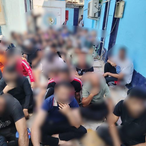 الداخلية: تنفيذ حملة أمنية في البتاوين والقبض على 93 مخالفاً لشروط الإقامة