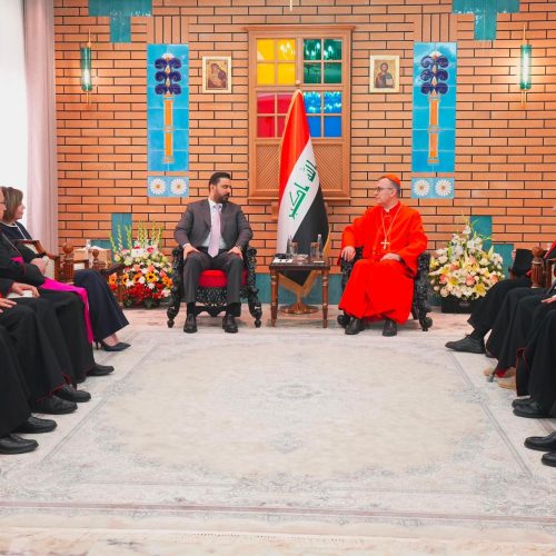 الزيدي يزور كنيسة مار يوسف: المسيحيون مكون أصيل من مكونات الشعب العراقي