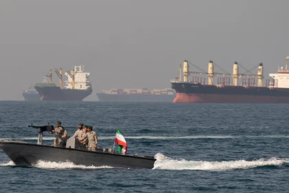 طهران تضع 5 شروط للتفاوض مع واشنطن أبرزها وقف الحرب والاعتراف بسيادتها على مضيق هرمز