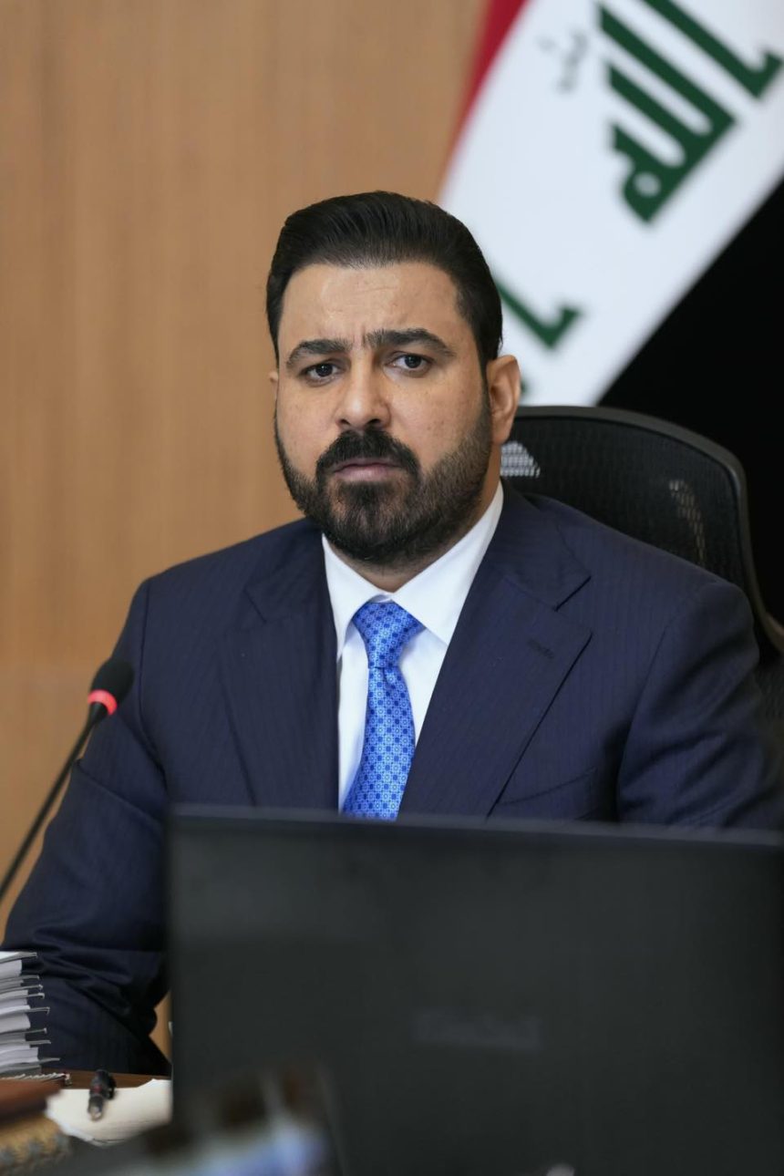 الزيدي يدعو جميع الفصائل إلى العمل تحت مظلة الدولة لضمان حماية العراق وصيانة سيادته