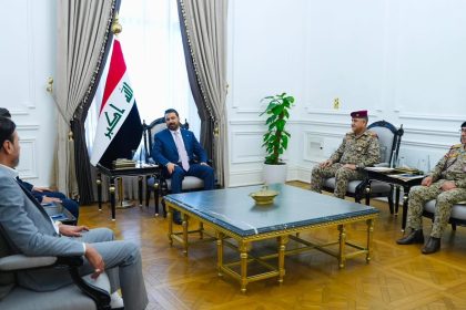 الزيدي يستقبل وفدًا من التيار الوطني الشيعي