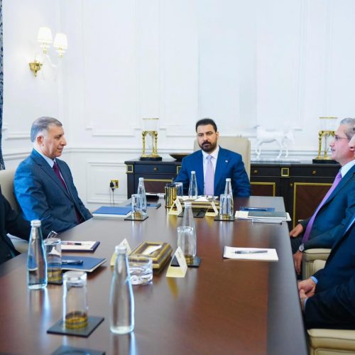 الزيدي يوجه بتشيكل المجلس السيادي الأعلى للنزاهة والرقابة واسترداد المال العام