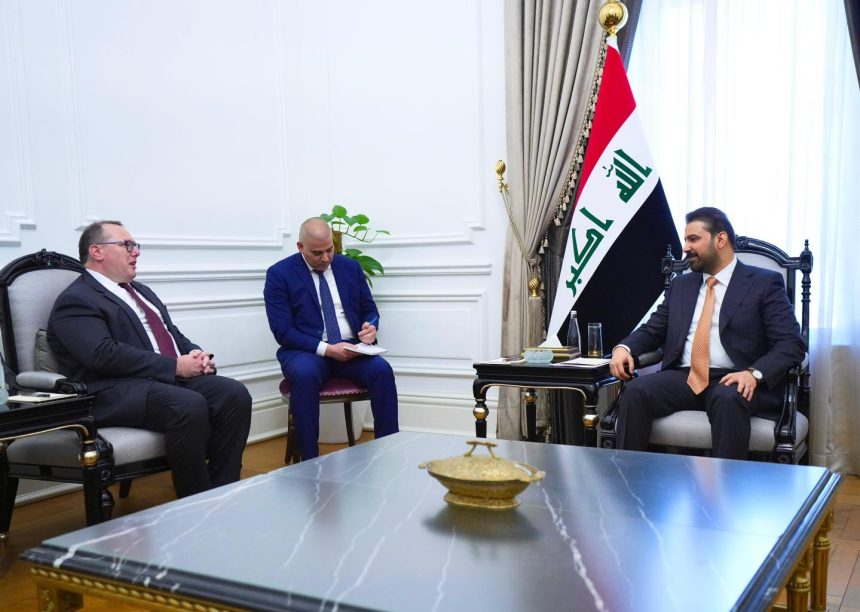 الزيدي يؤكد ضرورة التواصل بين بغداد وواشنطن وإدامة العمل في إطار الاتفاقية الاستراتيجية