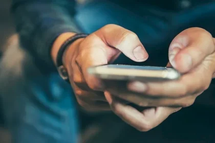 خلال عيد الأضحى.. تداول أكثر من 10 آلاف تيرابايت وإجراء 60 مليون مكالمة في العراق