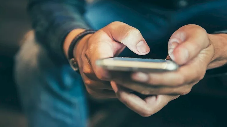 خلال عيد الأضحى.. تداول أكثر من 10 آلاف تيرابايت وإجراء 60 مليون مكالمة في العراق