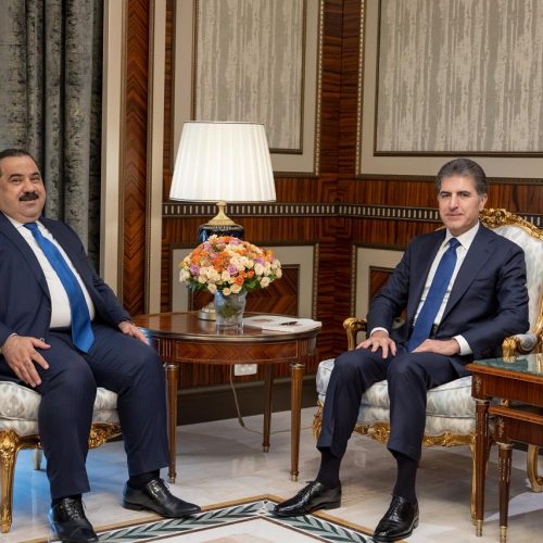 السامرائي وبارزاني يؤكدان أهمية الحوار السياسي واستكمال الكابينة الحكومية