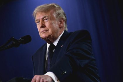 ترامب: المحادثات مع ايران مستمرة بوتيرة متسارعة