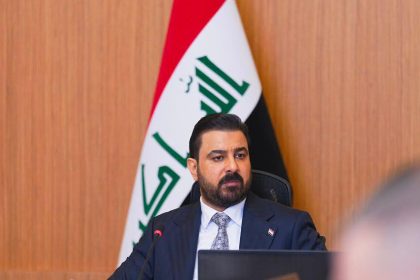 الزيدي يؤكد اعتماد الحكومة منهج المنافسة البنّاءة بين شركات القطاع الخاص بعيدًا عن الاستثناءات
