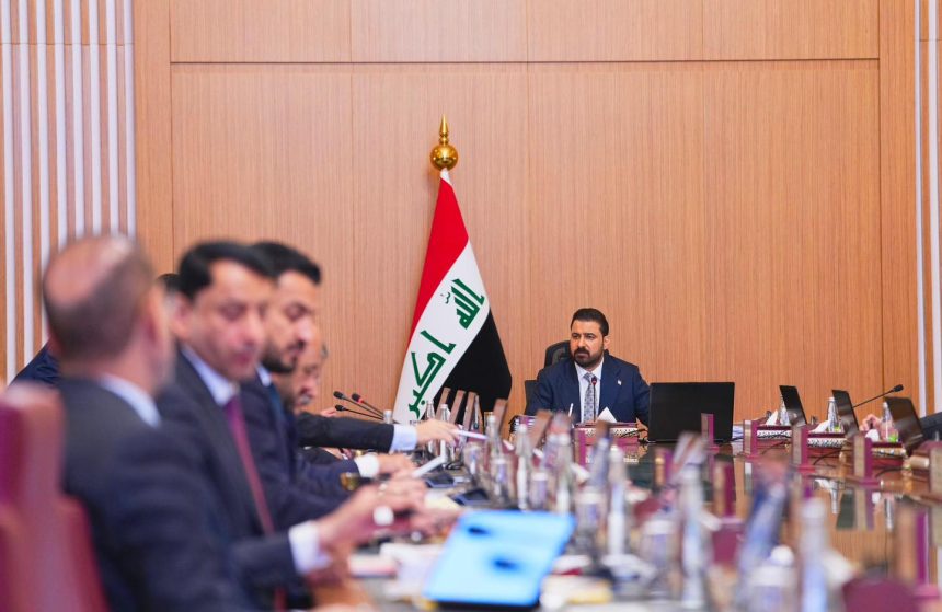 الزيدي يوجه بإعادة تقييم المديرين العامين في جميع مؤسسات الدولة