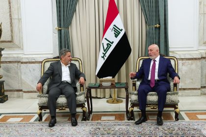 رئيس الجمهورية يرحب بمبادرة الأمين العام لكتائب الإمام علي شبل الزيدي بشأن حصر السلاح بيد الدولة