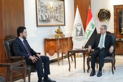 رئيس مجلس القضاء الأعلى ووزير الاتصالات يبحثان القضايا والملفات القانونية التي تخص قطاع الاتصالات