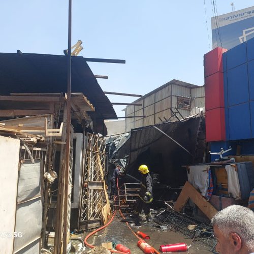 الدفاع المدني يخمد حريقاً في الكرادة وينقذ ثلاثة مصابين