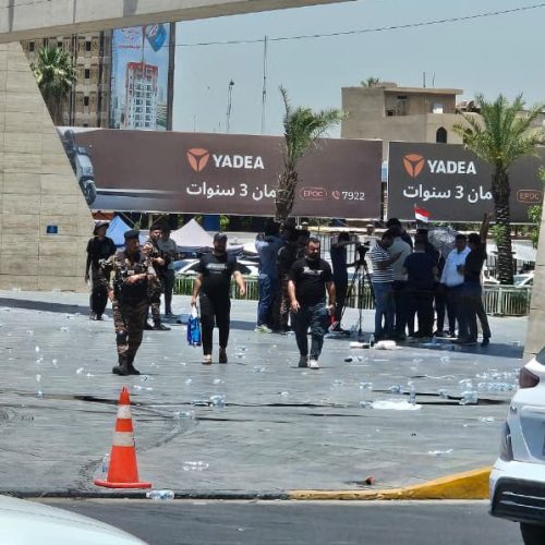 مصدر: حالة كر وفر بين متظاهرين من الفلاحين وقوات حفظ القانون على جسر الجمهورية وسط بغداد