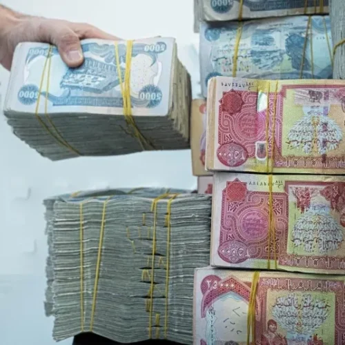 مالية إقليم كردستان: أوفينا بالتزاماتنا وقطع الرواتب أمر مستغرب