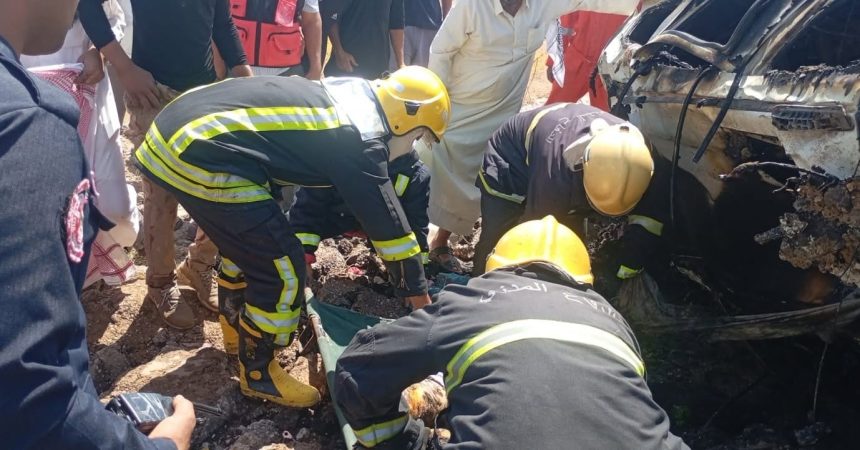 فرق الدفاع المدني تنتشل 5 جثث بحادث سير على الطريق الرابط بين الديوانية وذي قار