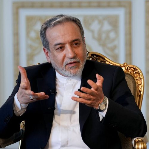 وزير الخارجية الايراني: نفضل لغة الدبلوماسية لكننا نتحدث لغات أخرى أيضاً