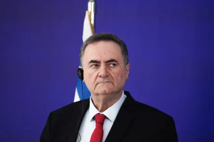 وزير الدفاع الاسرائيلي: المعركة ضد إيران بعيدة عن نهايتها