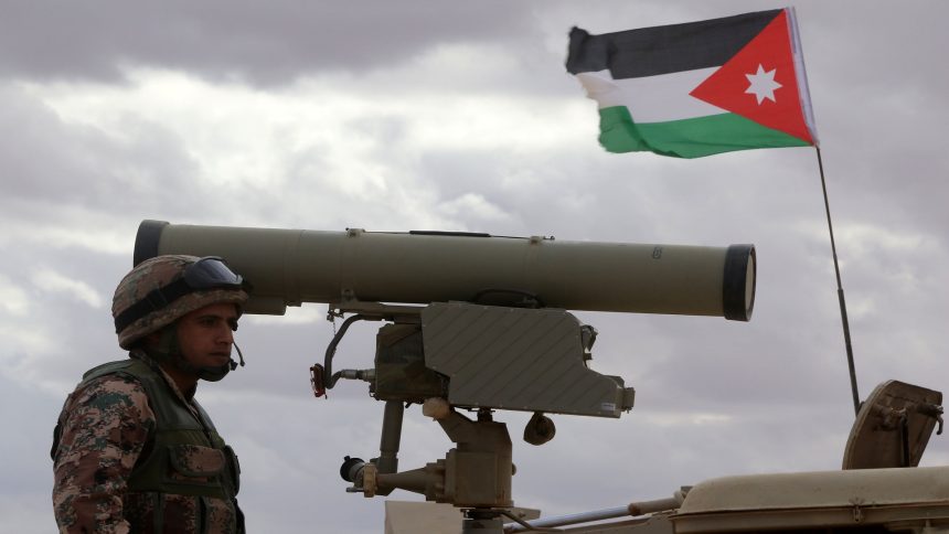 الجيش الأردني: أسقطنا 20 صاروخا أطلقوا من إيران فجر اليوم باتجاه منطقة الأزرق