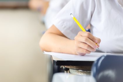 التربية: أكثر من 749 ألف طالب يؤدون الامتحانات العامة للدراسة الإعدادية غداً