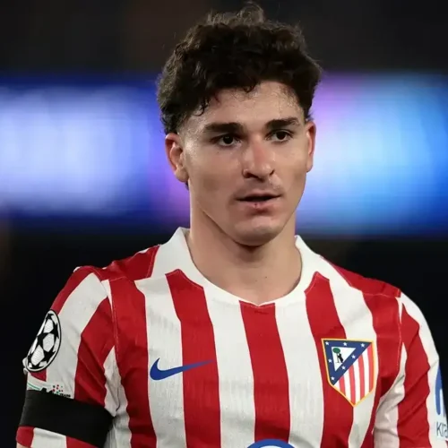 جوليان ألفاريز لإدارة برشلونة: لن أنتقل إلى ريال مدريد أبداً