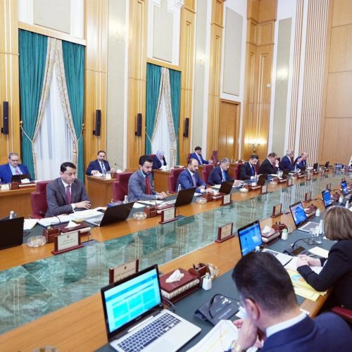 مجلس الوزراء يقرر منع استيراد الحنطة لحين نهاية موسم التسويق