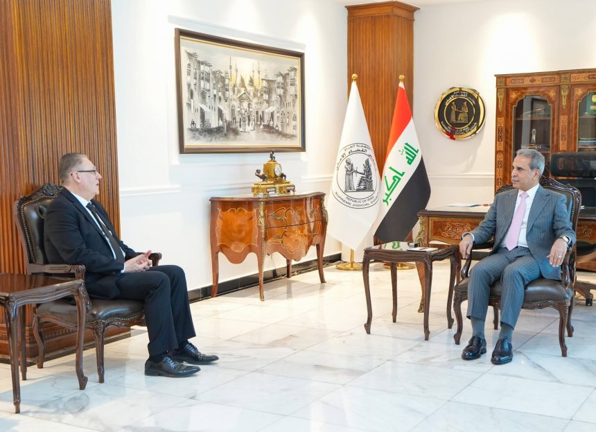 رئيس مجلس القضاء الأعلى يبحث مع مسؤول أممي تعزيز التعاون بمجالات دعم وتطوير برامج التحول الرقمي