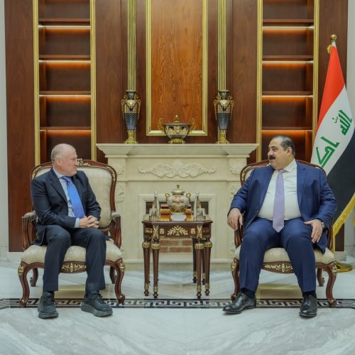 السامرائي يبحث مع السفير الأسترالي العلاقات الثنائية وتعزيز التعاون بين البلدين