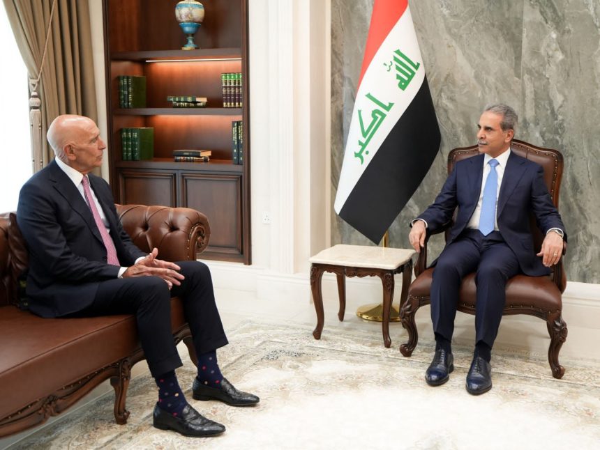 المبعوث الأمريكي توم باراك يشيد بدور القضاء في اكمال الاستحقاقات الدستورية